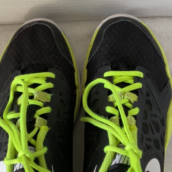 Nike Black and Bright Green Athletic Shoes - Picture 3 of 5